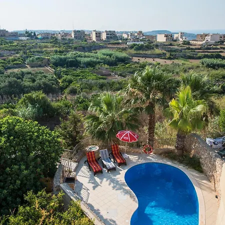 Holiday With Private Pool And Views * Nadur